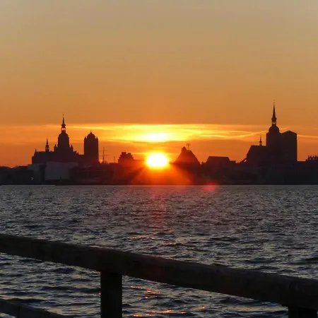 Feriehus Ruegenperle By Interhome